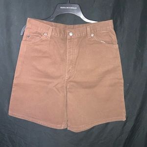 Woman Arizona Jean Co.Shorts 161/2
~Size 16 1/2
~Brand New 
~Shorts~ 90s vintage